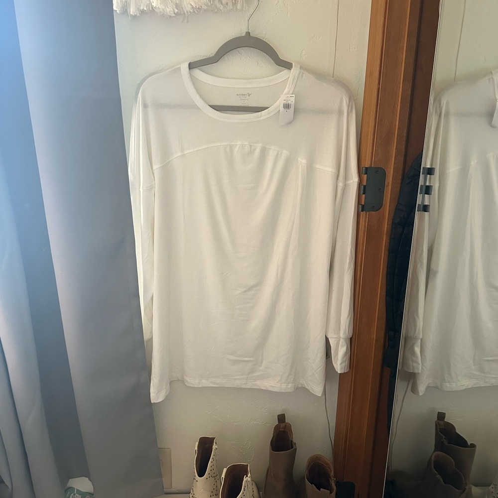 Old Navy White Active Long Sleeve